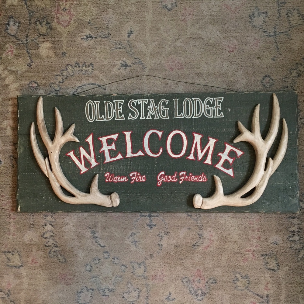 Host Pick! “Welcome “ Wall Hanging